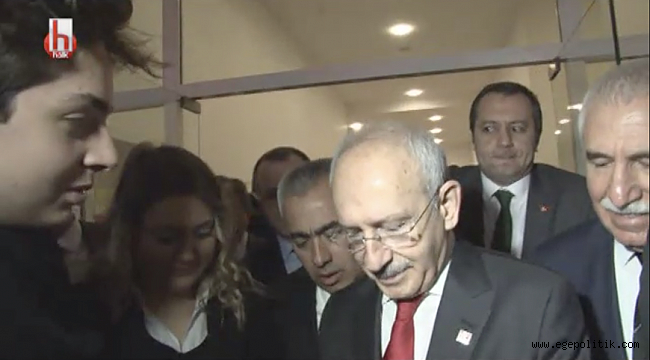 Genç Boşnak Yaptığı Karakalem Kılıçdaroğlu Portresini Hediye Etti