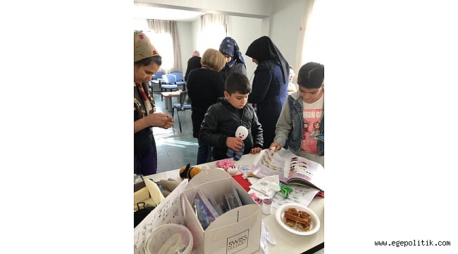 Mülteci ve Türkiye&#039;li Kadınlar Üretim Atölyelerinde Buluşuyor