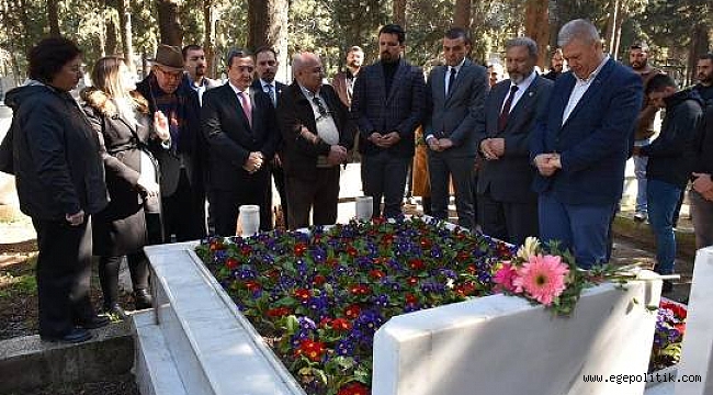 Batur, Efsane Başkan Alyanak’ı Mezarı Başında Andı