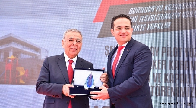 Bornova’da 18 Mart’a Özel Açılış