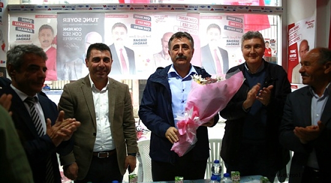 CHP&#039;li Sandal, Bayraklı&#039;da Engellilerle Buluştu