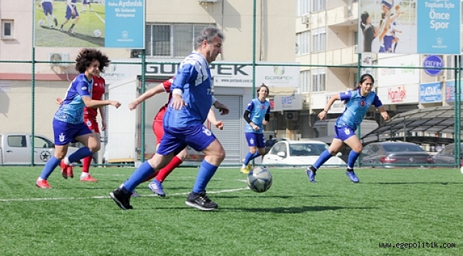 İduğ: “Kadınlar Sahaları da Güzelleştirir, Dünyayı da Değiştirir”