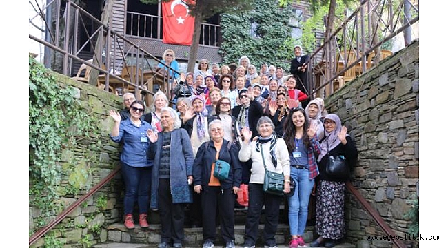 Karabağlar Belediyesi Şehit Ailelerini Unutmadı