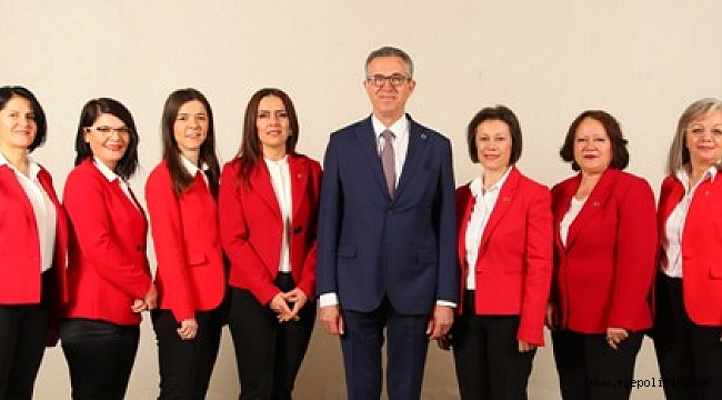 Martın Sonu Kadınla Bahar...