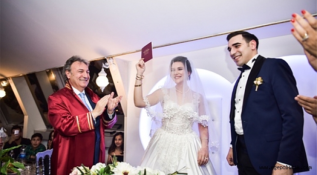 Başkan İduğ İlk Nikahını Kıydı