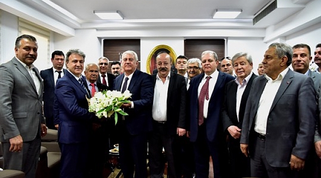 Esnaf Odaları Birliği’den Bornova Belediye Başkanı İduğ’a Ziyaret