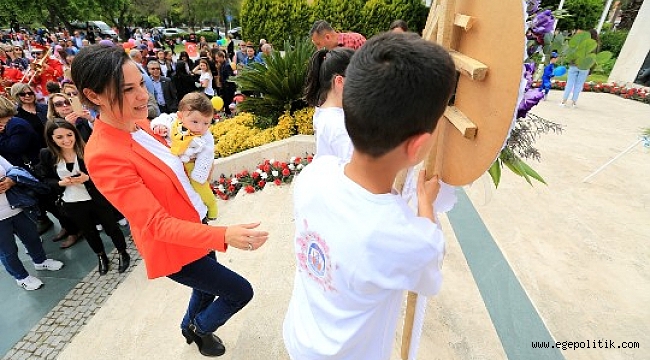 Selçuk'ta 23 Nisan Çocuk Bayramı Farklı Bir Heyecanla Kutlandı