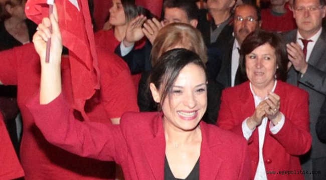 100.Yıl Selçuk Semalarında Kutlandı