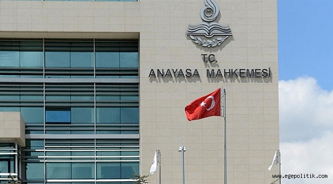 AYM: Seçim için görevi bırakan meslek kuruluşu yöneticisi görevine dönemez