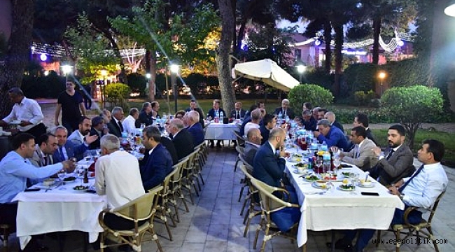 Bornova’da Önce Meclis Sonra İftar Birlikteliği