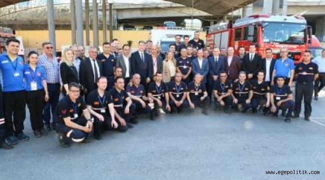 İtfaiye Personelini Ziyaret Eden Başkan Tunç Soyer