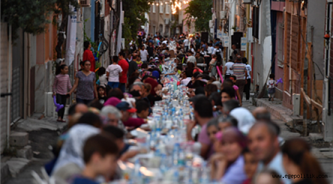 İzmir Büyükşehir Belediyesi'nden Ramazan Dayanışması