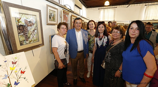 Konak Belediyesi kursiyerleri eserlerini sergiledi