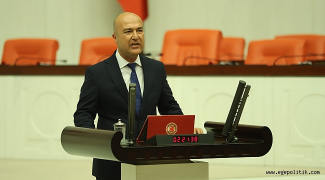 Kültür ve Turizm Bakanı Mehmet Nuri Ersoy, Çeşme Havalimanı'nı istemiyor mu?