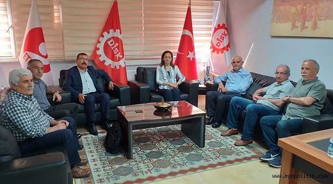 Tüm Emekliler Sendikası, üyelik için DİSK'e başvuru yaptı