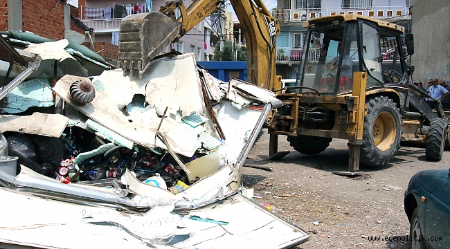 Bayraklı’da Hurdaya Geçit Yok