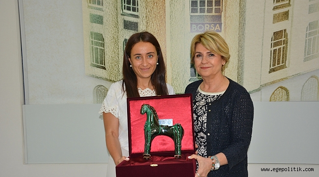 Çanakkaleli ve İzmirli İş Kadınları Güç Birliği Kuracak