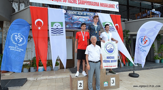 Foça'da Kulaçlar Milli Takıma Katılmak İçin Atılıyor