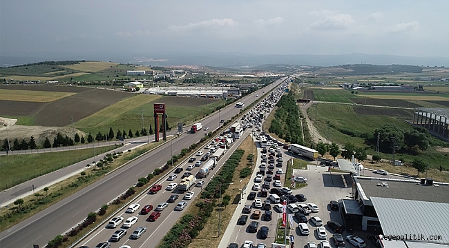İstanbul- Bursa- İzmir Yollarında Bayram Öncesi Yoğunluğu