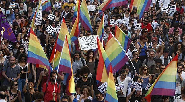 İzmir Valiliği, 7. İzmir LGBTİ+ Onur Haftası Etkinliklerini Yasakladı