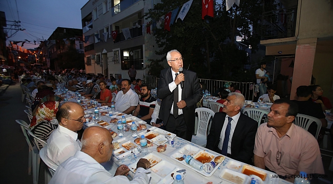 Karabağlar'da Son İftara Yoğun İlgi