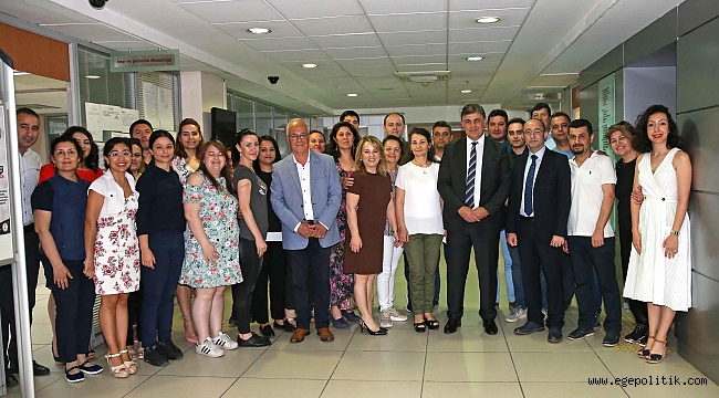 Karşıyaka'da Bayramlaşma Heyecanı