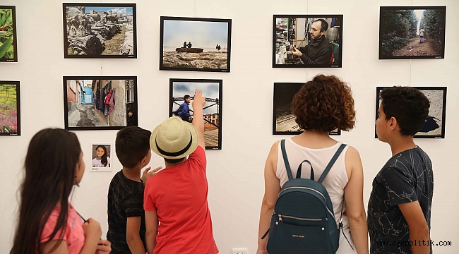 Karşıyaka'da Çocuklardan Fotoğraf Sergisi