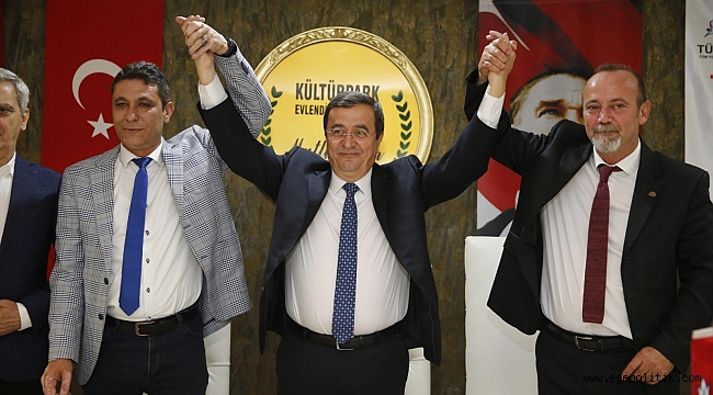 Konak'ta bayram öncesi toplu sözleşme sevinci