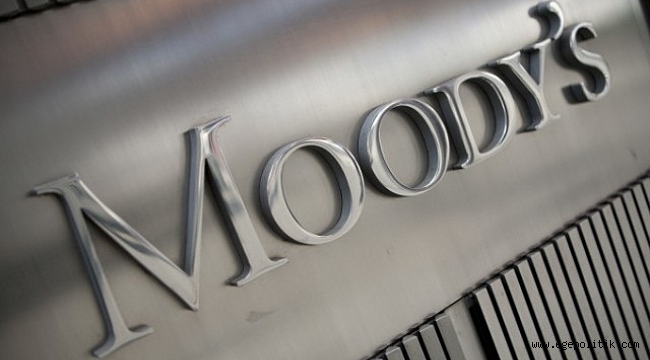 Moody's Türkiye'nin Notunu Düşürdü