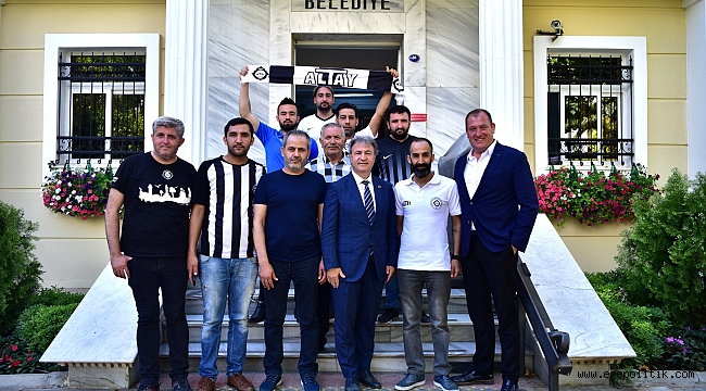 "Tüm İzmir Kulüplerine Eşit Mesafedeyiz"