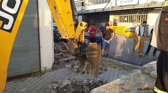 Çiğli'de Yavru Köpek 5 metre derinlikten kurtarıldı