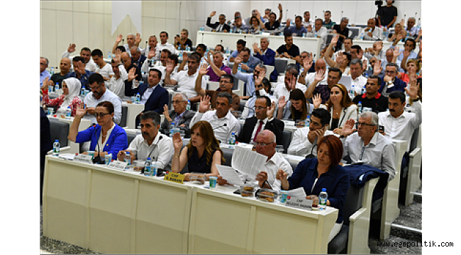 İzmir'de muhtarlara ücretsiz ulaşım