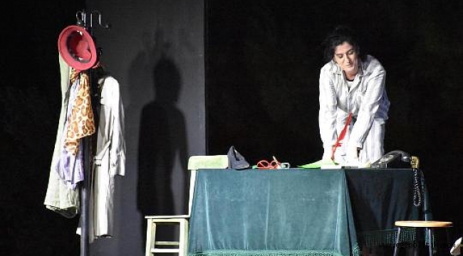 Tiyatro Bademli’de Hayat Buldu
