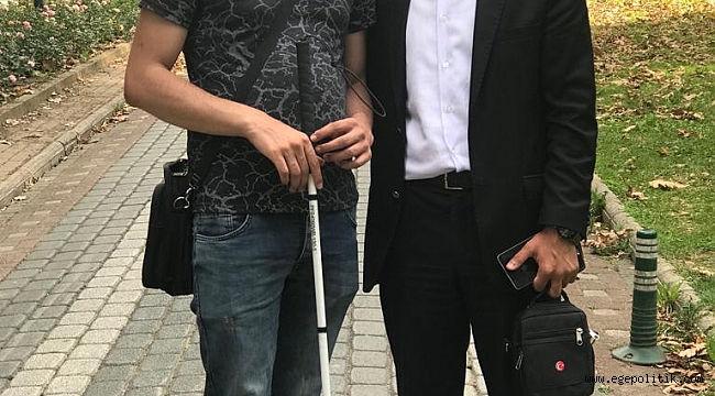 Uykularım kaçıyor