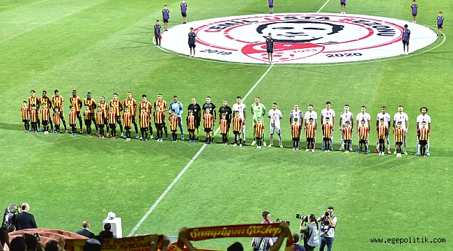 Başkan İduğ Göztepe'yi ilk maçında yalnız bırakmadı