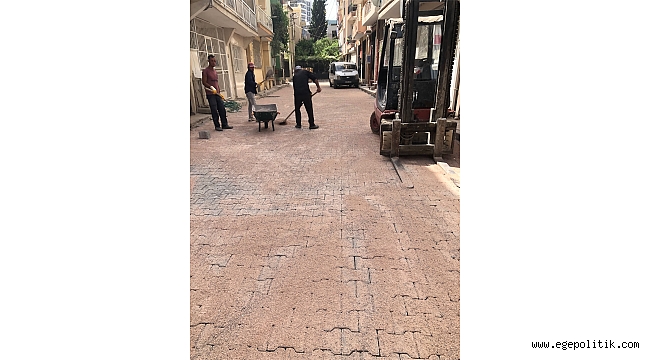 Bornova Belediyesi yolları yeniliyor