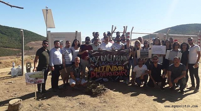 CHP Konak İlçe Gençlik Kolları  “Doların yeşiline değil DOĞANIN yeşiline sahip çıkmaya geldik.&quot;