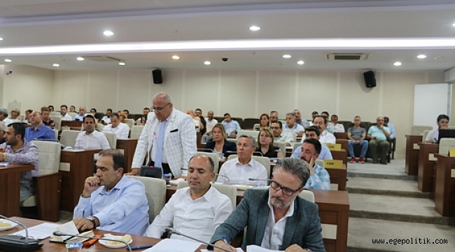 CHP&#039;li Karabağlar Meclis Üyesi Sait Karaaslan, “Siyaset değil, hizmet konuşalım”