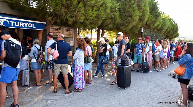 TATİLCİLER TÜRK VE YUNAN TARAFINI İHYA ETT İ