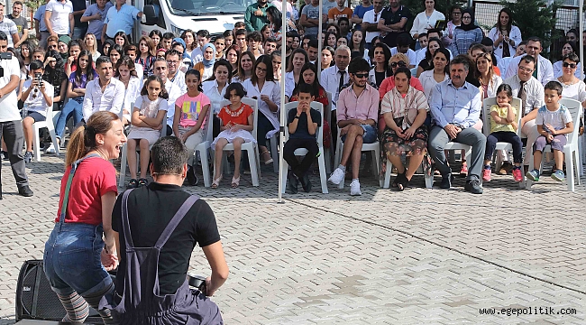 BAYRAKLI'DA DÜNYA BARIŞ GÜNÜ ETKİNLİĞİ