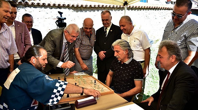 Bornova’da Uluslararası Dama Turnuvası heyecan ı