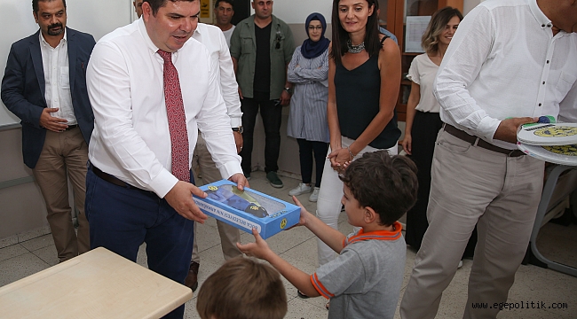 Buca’da eğitimde fırsat eşitliği için kırtasiye desteği