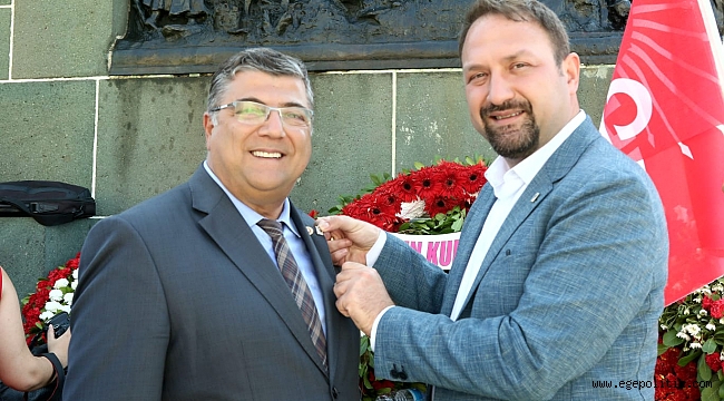 Çiğli’de İzmir’in kurtuluşunun 97. yılda 97 bin rozet