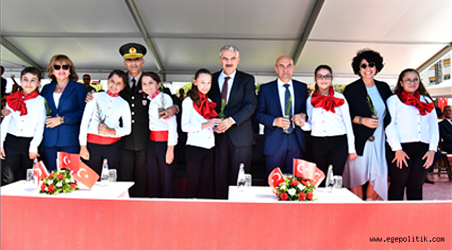 “İzmir ‘Kuruluş Seferberliği’ni başlatan şehirdir”