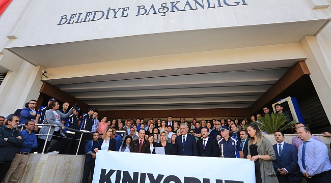 BELEDİYE ÇALIŞANLARI BAŞKANLARINA YAPILAN SALDIRIYI KINADI