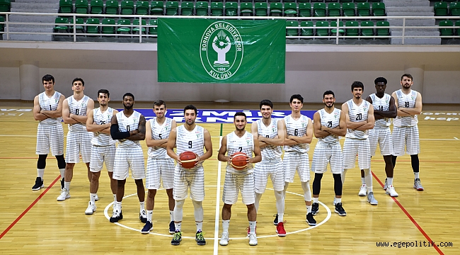 Haydi Bornova!  Genç basketbolculara destek için salona