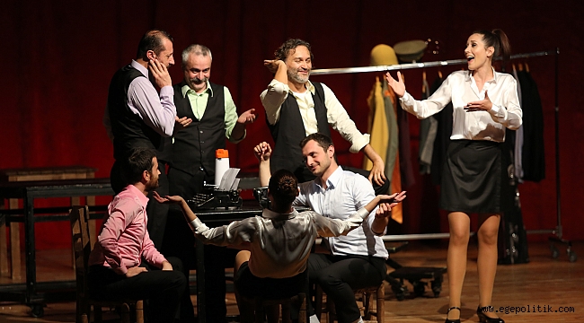 Gaziemir'de Azizname ile kahkaha tufanı