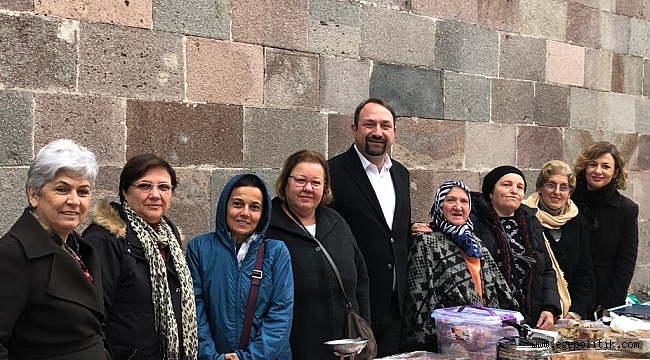 Başkan Utku Gümrükçü Kemeraltı’nda üretici kadınlarla protokol imzaladı