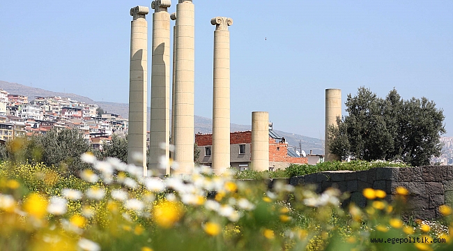 Bayraklı, Travel Turkey’de