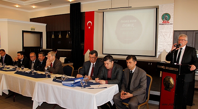 Başkan Eriş’ten muhtarlarla değerlendirme toplantısı